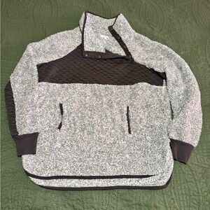 Maurices Men's Black and Gray Zip Up Sweater